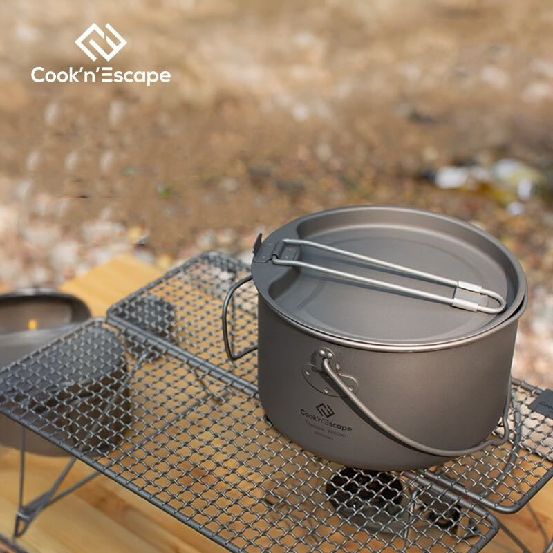 Load image into Gallery viewer, Cook&#39;n&#39;Escape Mountain Top Pot Titanium Pot
